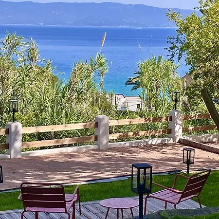Venez Decouvrir Ce Petit Cocon Situe A Ajaccio Plage A Pied Vila