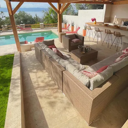 Vila Venez Decouvrir Ce Petit Cocon Situe A Ajaccio Plage A Pied Ajaccio (Corsica)
